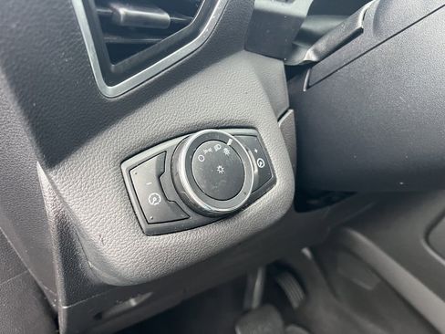 Used 2013 Ford C-MAX SE image 18