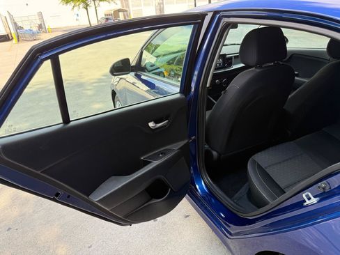 Used 2020 Kia Rio S FWD image 13