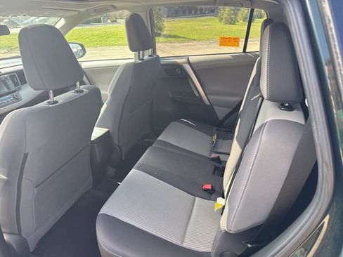 Used 2013 Toyota RAV4 XLE image 10