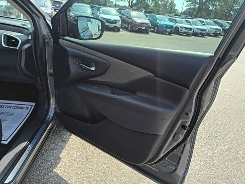 Used 2018 Nissan Murano Platinum w/ Cargo Package image 18