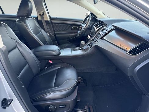 Used 2010 Ford Taurus SEL FWD image 24