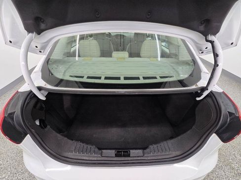 Used 2017 Ford Focus SE FWD image 10