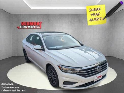 Used 2019 Volkswagen Jetta SE FWD image 1