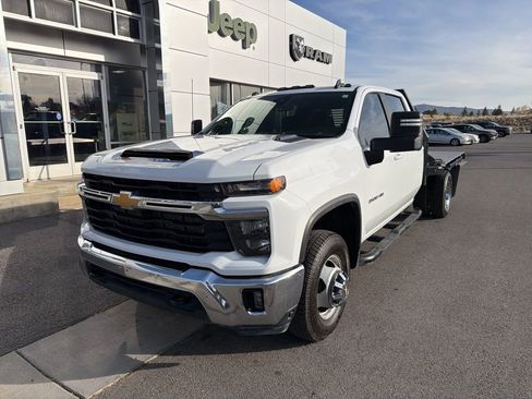 Used 2024 Chevrolet Silverado 3500 LT w/ Convenience Package image 1