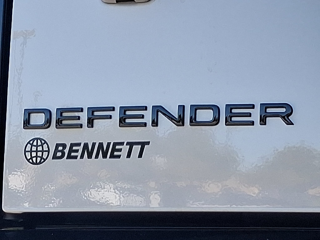 New 2026 Land Rover Defender 110 X-Dynamic SE AWD/4WD image 19
