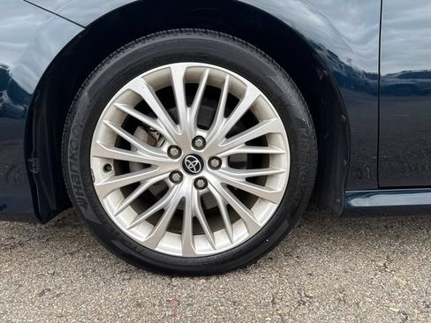 Used 2020 Toyota Camry XLE w/ Driver Assist Package FWD image 32