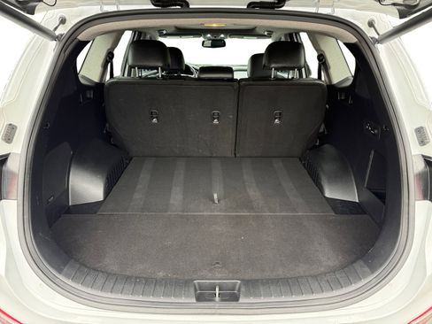 Used 2019 Hyundai Santa Fe AWD image 17
