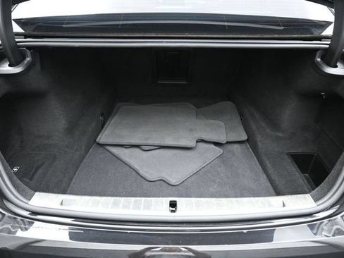 Used 2022 BMW 750i xDrive w/ Luxury Rear Seating Package AWD/4WD image 38