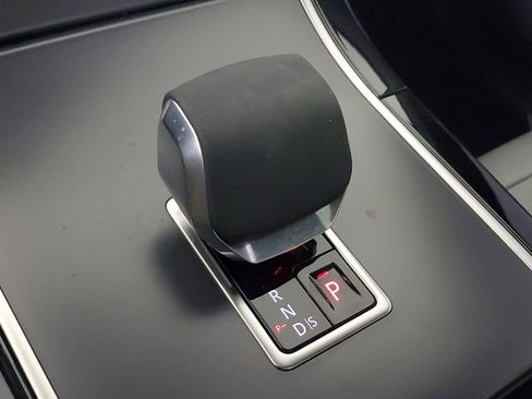 Used 2024 Land Rover Range Rover Velar Dynamic SE AWD/4WD image 16