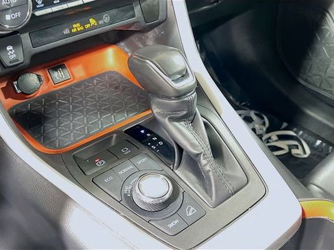 Used 2023 Toyota RAV4 Adventure image 16