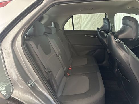 Used 2025 Kia Niro LX FWD image 18