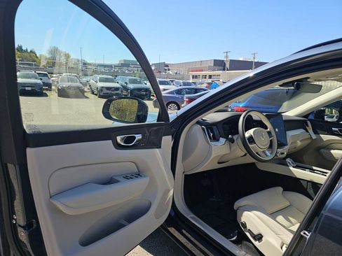 New 2026 Volvo XC60 T8 Ultra w/ Climate Package AWD/4WD image 20