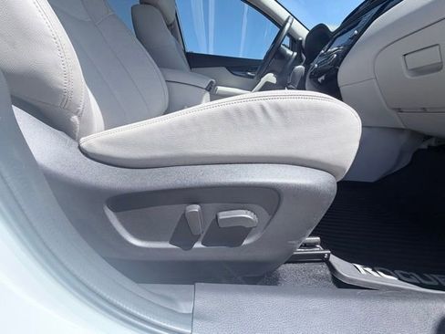 Used 2022 Nissan Rogue Sport SL w/ Premium Package image 34