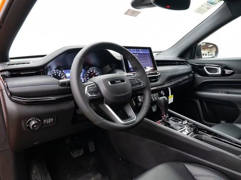 Used 2026 Jeep Compass Latitude image 22