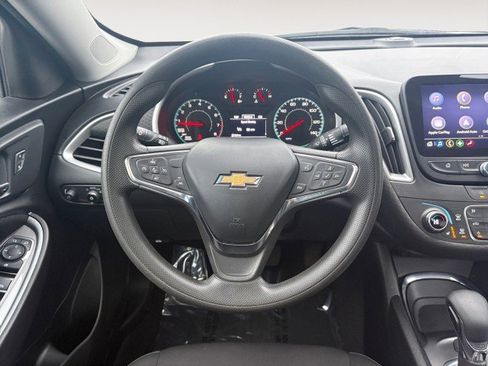 Used 2023 Chevrolet Malibu LT image 14