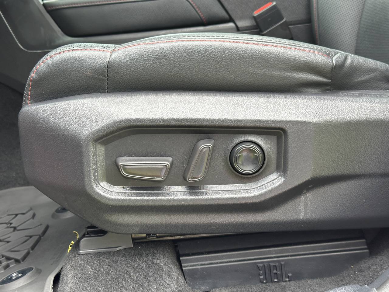 Used 2024 Toyota Sequoia TRD Pro AWD/4WD image 20