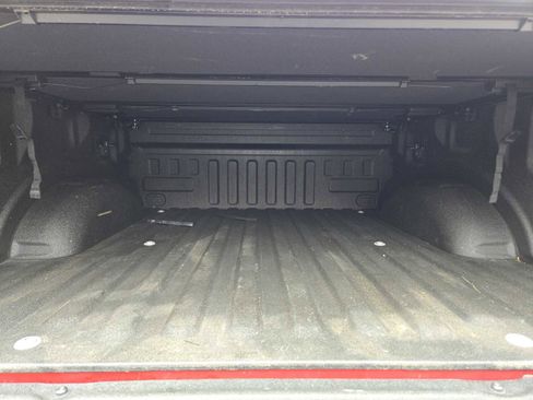 Used 2023 Ford F150 Lariat AWD/4WD image 31