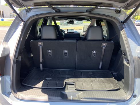 Certified 2025 Honda Pilot Black Edition image 36
