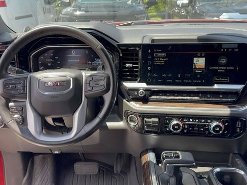 Used 2023 GMC Sierra 1500 Elevation w/ Elevation Premium Package AWD/4WD image 16