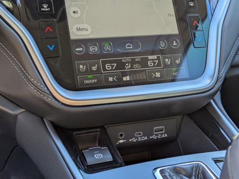 Used 2025 Subaru Outback Touring image 26