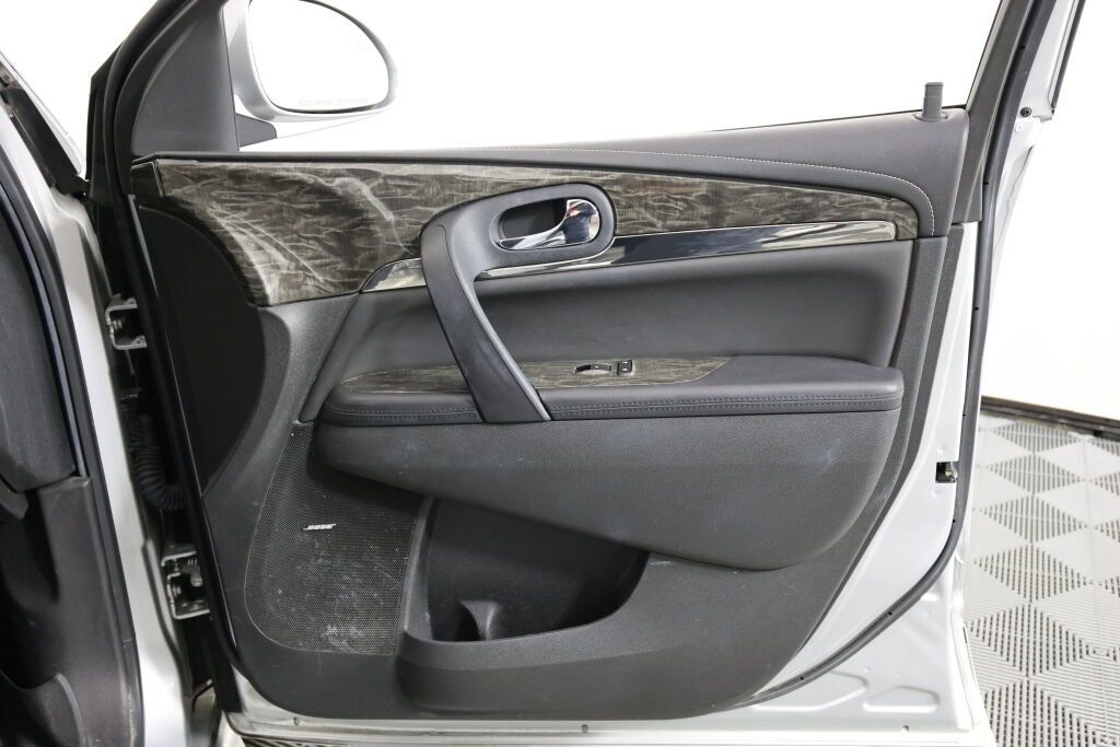 Used 2014 Buick Enclave Leather AWD/4WD image 26