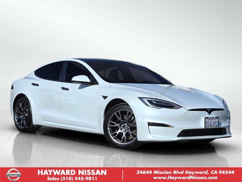 Used 2022 Tesla Model S image 1