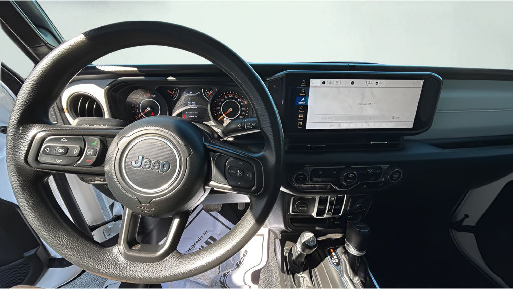Used 2025 Jeep Gladiator Sport AWD/4WD image 23