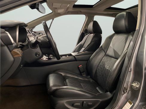 Used 2018 Nissan Maxima Platinum image 9