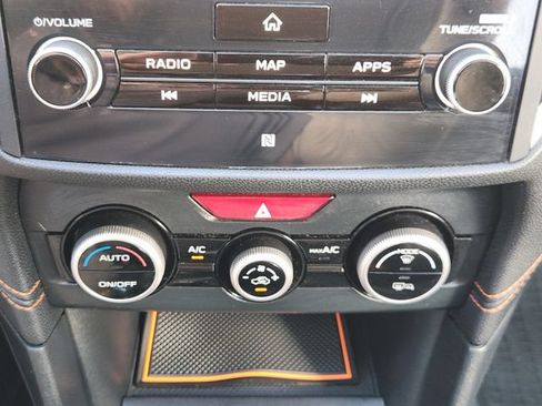 Used 2019 Subaru Crosstrek 2.0i Limited w/ Moonroof Package w/Navigation AWD/4WD image 19