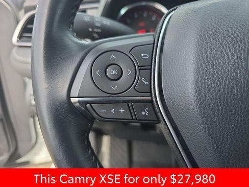 Used 2020 Toyota Camry XSE image 22