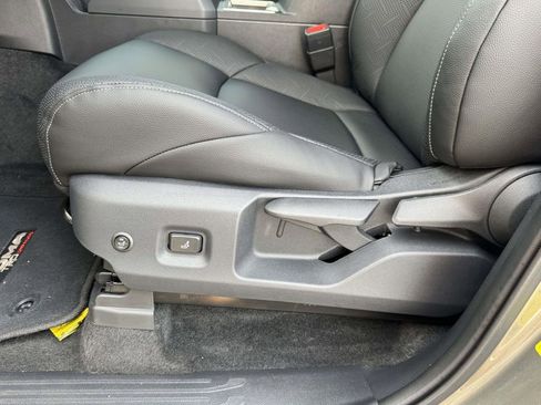 Used 2025 Toyota Tacoma TRD Off-Road image 20