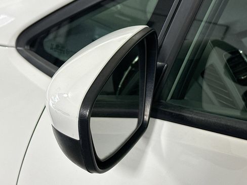 Used 2017 Kia Forte LX image 10