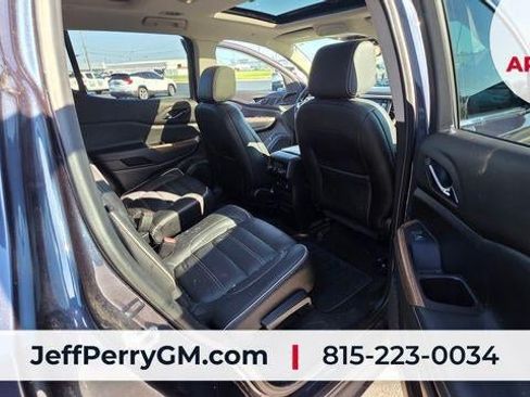 Used 2019 GMC Acadia Denali w/ Technology Package AWD/4WD image 18