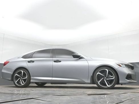 Used 2022 Honda Accord Sport Special Edition image 36