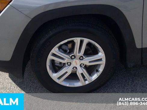 Used 2024 GMC Terrain SLE image 13