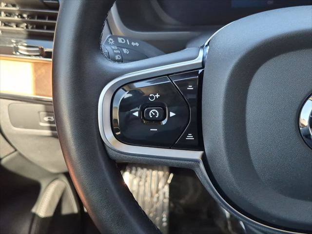 Certified 2024 Volvo XC90 B6 Plus AWD/4WD image 14