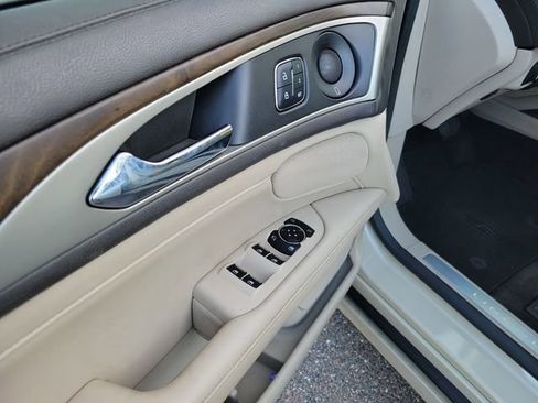 Used 2018 Lincoln MKZ Reserve w/ Technology Package image 11