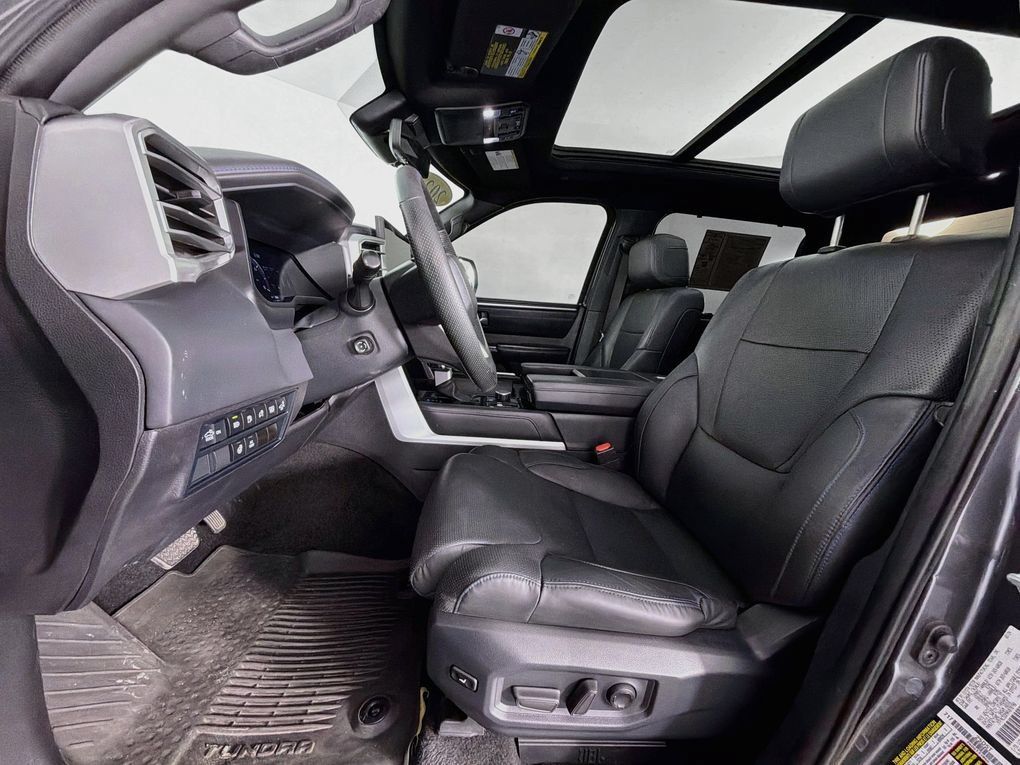 Used 2024 Toyota Tundra Platinum AWD/4WD image 12