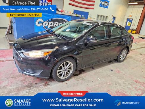 Used 2017 Ford Focus SE FWD image 1