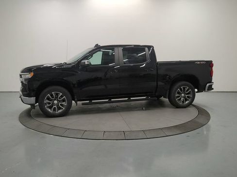 Used 2025 Chevrolet Silverado 1500 LT AWD/4WD image 5