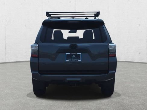 Used 2021 Toyota 4Runner Venture w/ Moonroof Package AWD/4WD image 6