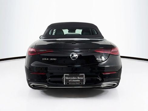 Used 2026 Mercedes-Benz CLE 300 4MATIC Cabriolet image 11
