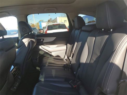Used 2023 Acura MDX SH-AWD w/ Technology Package image 11