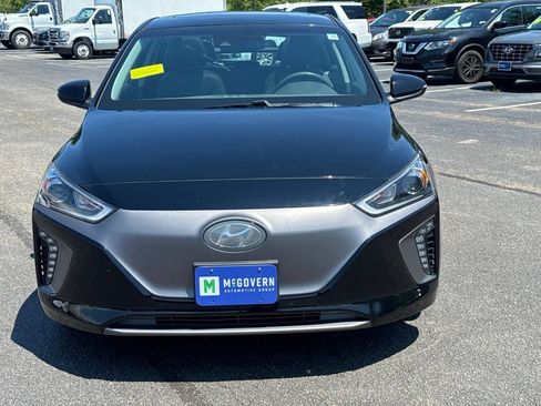 Used 2019 Hyundai Ioniq Limited FWD image 2