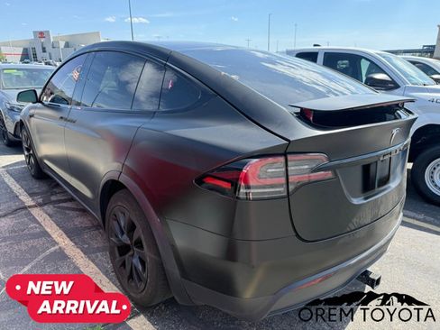 Used 2022 Tesla Model X Plaid AWD/4WD image 3