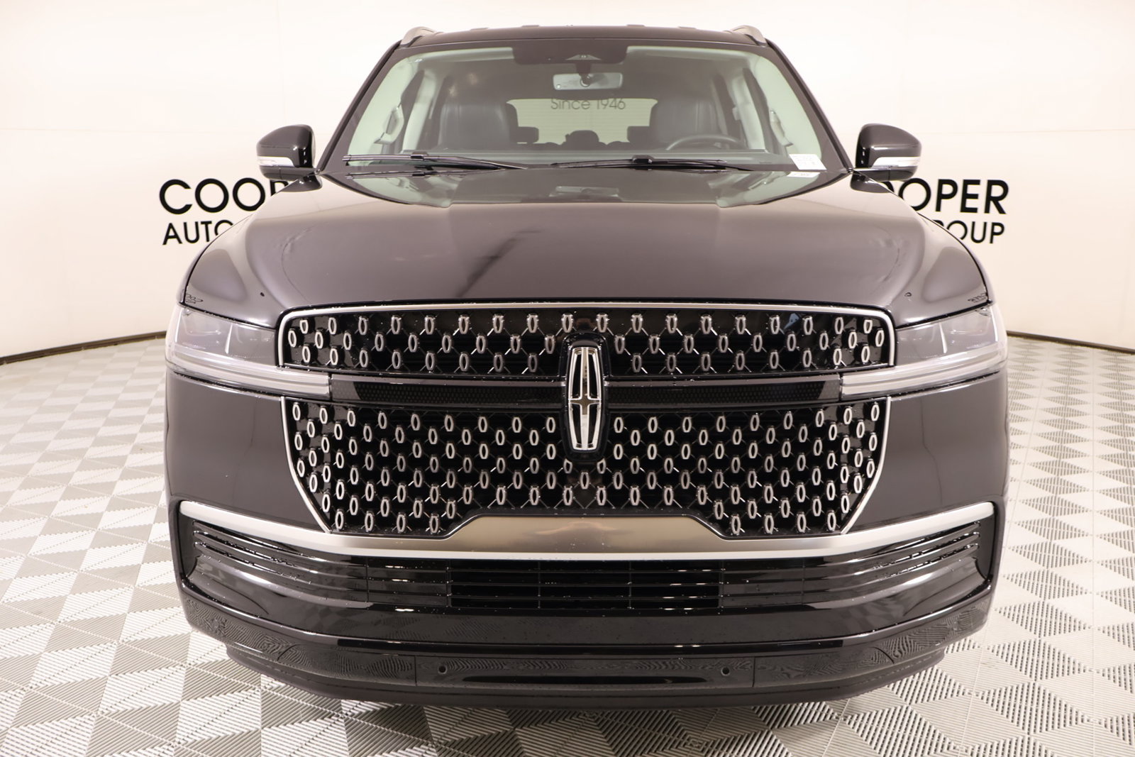 New 2026 Lincoln Navigator Premiere AWD/4WD image 10