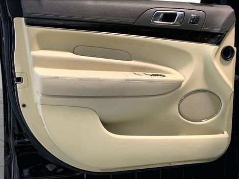 Used 2019 Lincoln MKT AWD image 21