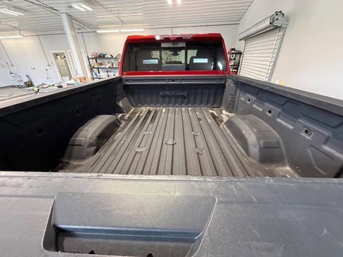 Used 2022 GMC Sierra 2500 AT4 w/ AT4 Premium Plus Package image 9