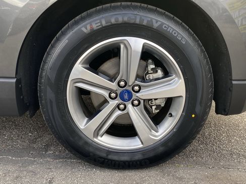 Used 2020 Ford Edge SEL w/ Convenience Package image 8