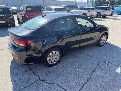 Used 2018 Kia Rio LX FWD image 3